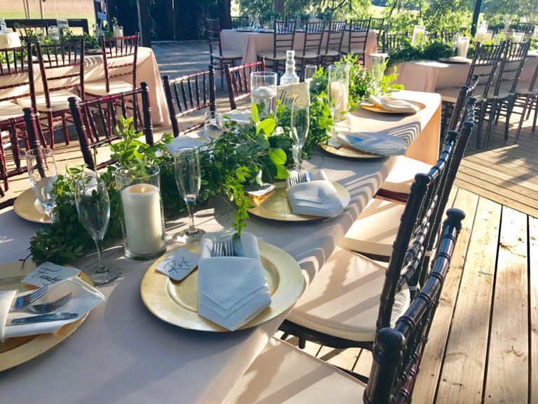 long-tables-with-green-768x576